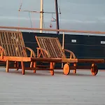 Hotel na wodzie Hausboot Kaddi's Sundream - Huus & Fehmarn