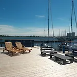 Hausboot Kaddi's Sundream - Huus & Fehmarn