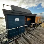 Hausboot Kaddi's Sundream - Huus & Hotel na wodzie