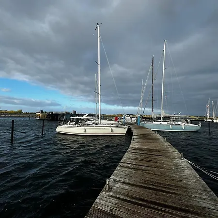 보트호텔 Hausboot Kaddi's Sundream - Huus &