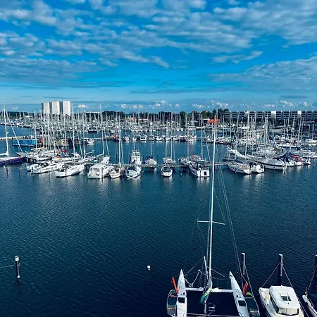 보트호텔 Hausboot Kaddi's Sundream - Huus & *