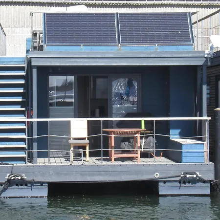 Ботель Hausboot Kaddi's Sundream - Huus & - Burgstaaken Фемарн